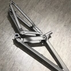 Alternative view of Titanium H-170